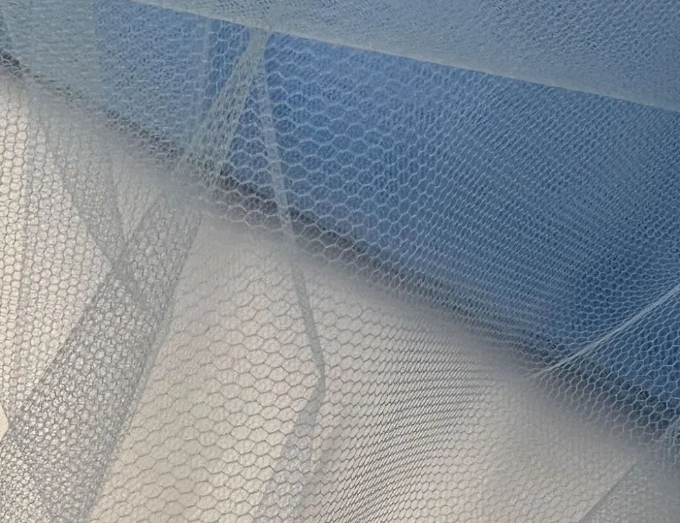 Gittertüll Blau