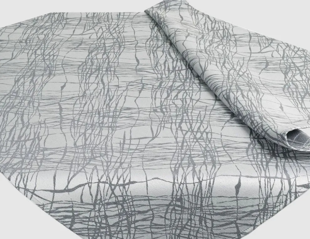 Tischdecke Strichmuster